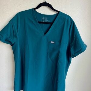 Figs Short Sleeve Women's Scrub Top